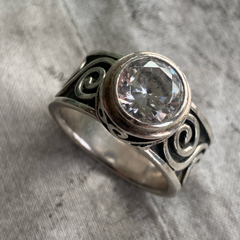 Silpada Rare Sterling Silver 925 Scroll Ring